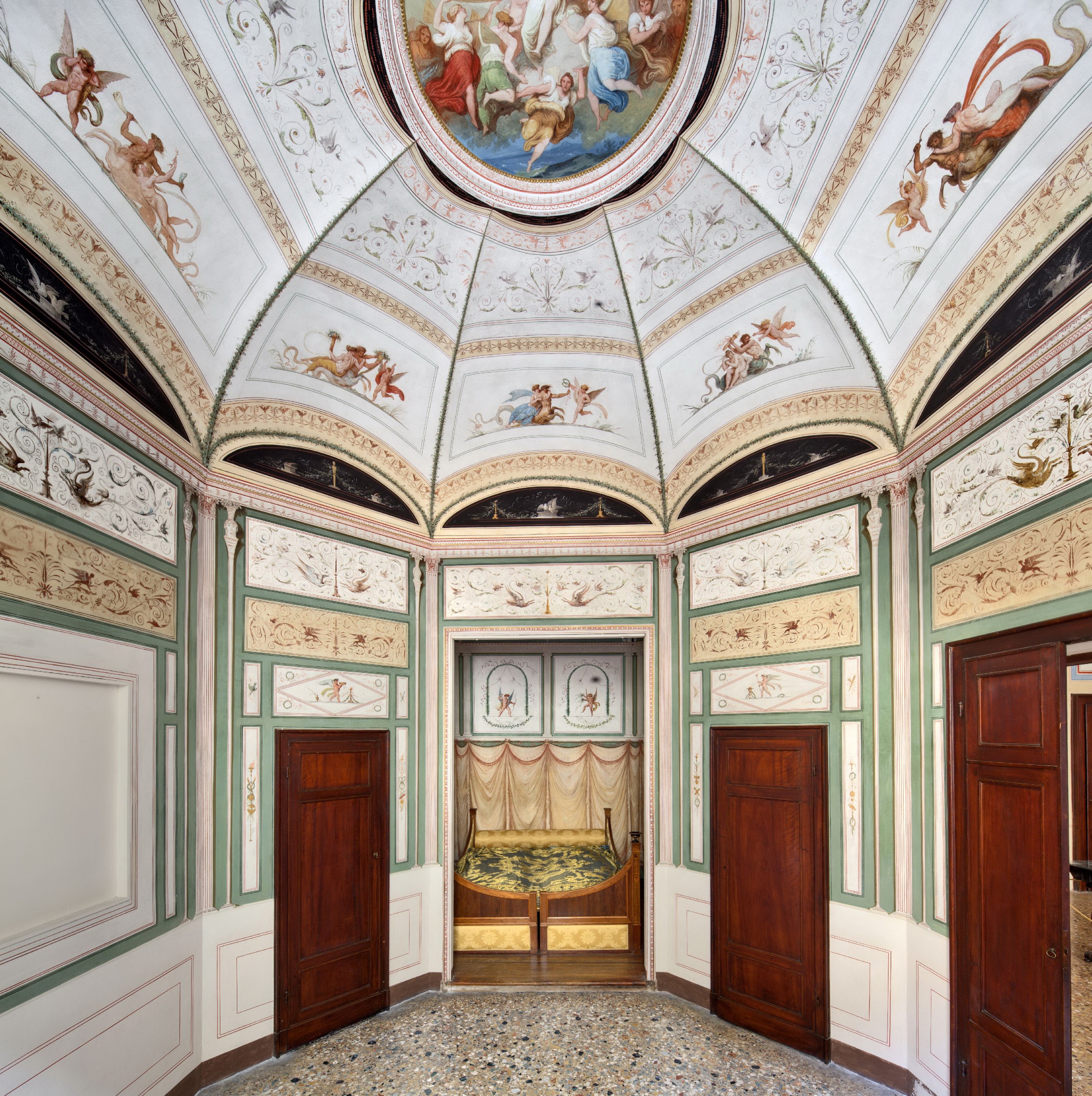 Il lavoro nell'Ottocento: la vita nel palazzo, la Manifattura di San Leucio - Palazzo Milzetti